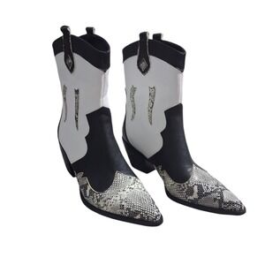 Isnom Western Coastal Cowgirl Snake Pointy Indie Boots Size 9 Festival Rodeo